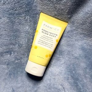 FARMACY Honeymoon Glow Body Resurfacing AHA BHA Serum